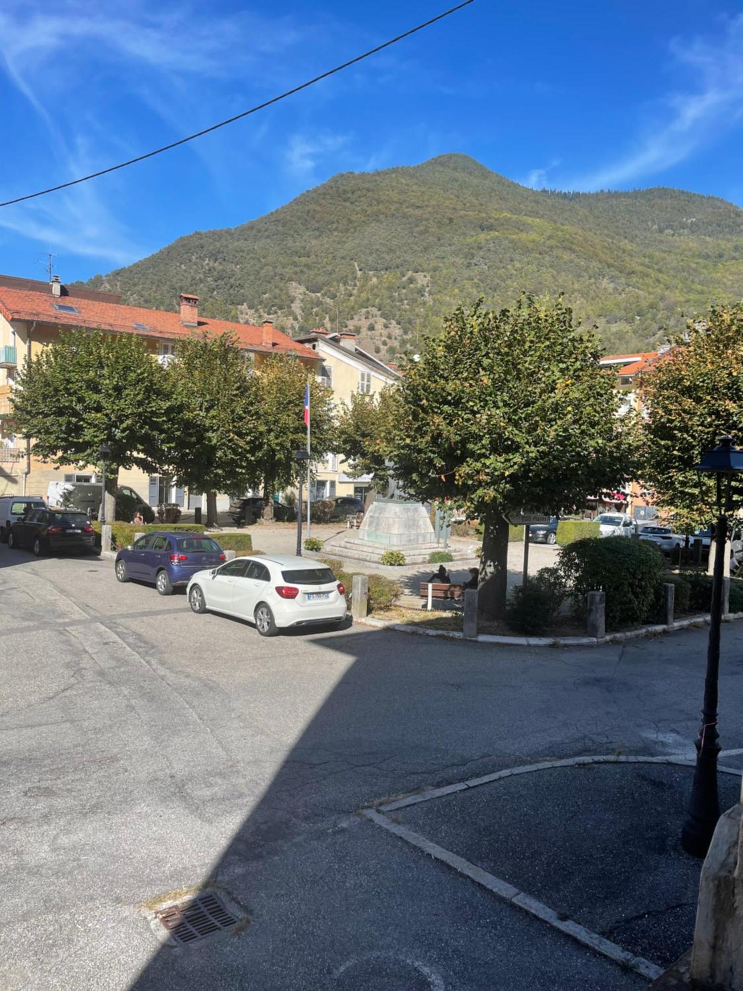 La Montagnette Les Marmottes Maison En Travaux De 10h A 17h
